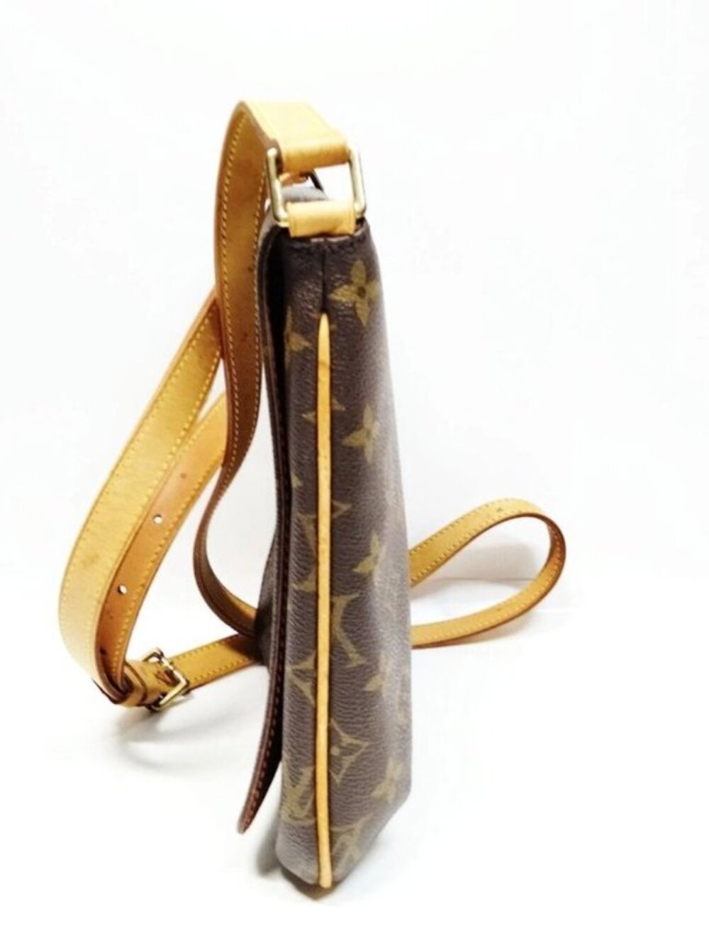 Authentic Louis Vuitton Musette Salsa Monogram Shoulder Bag - Picture 4 of 16